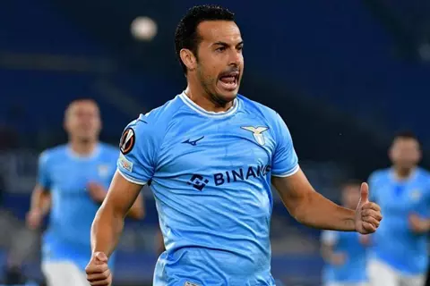 رسمياً.. لاتسيو يعلن تجديد عقد بيدرو حتى 2026